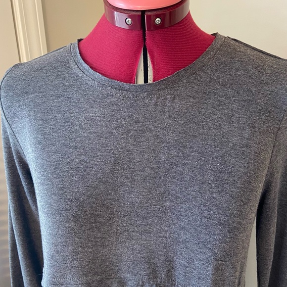 Easel Los Angeles women grey babydoll long sleeves tunic top. Size S. Used. - Picture 6 of 7